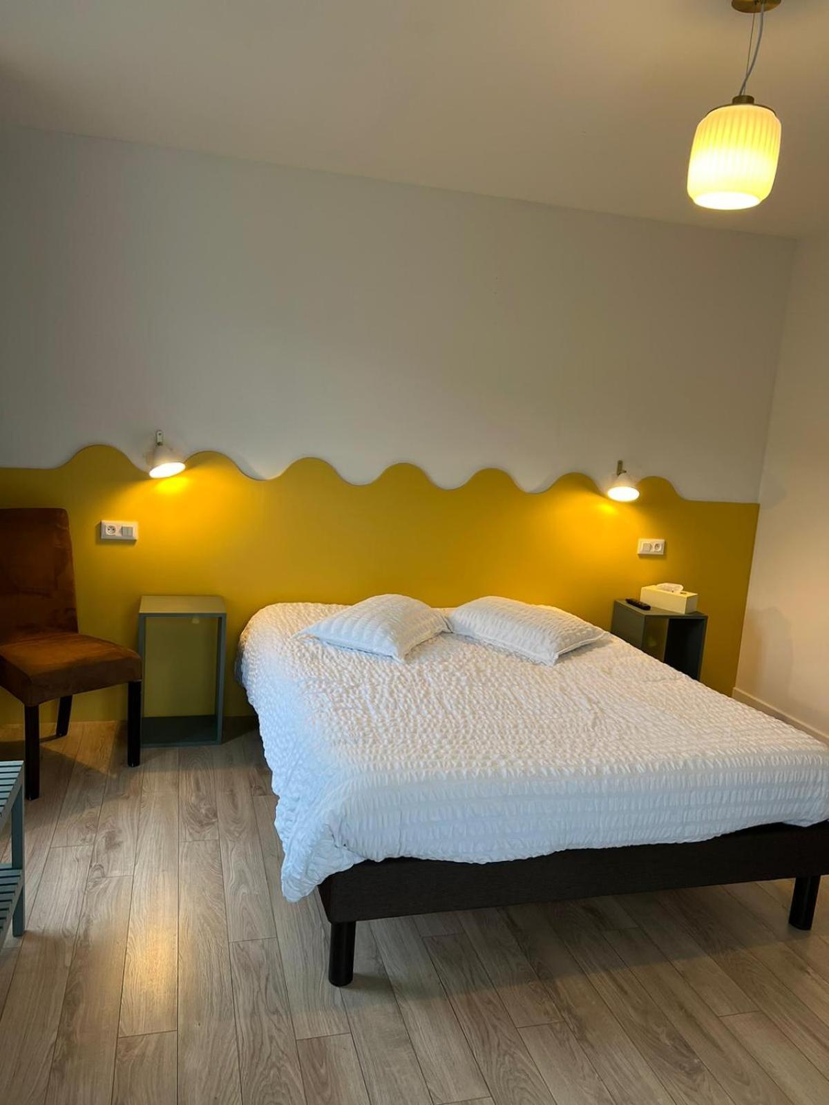 Hotel Les Voisins Beaucemaine Ploufragan Екстериор снимка