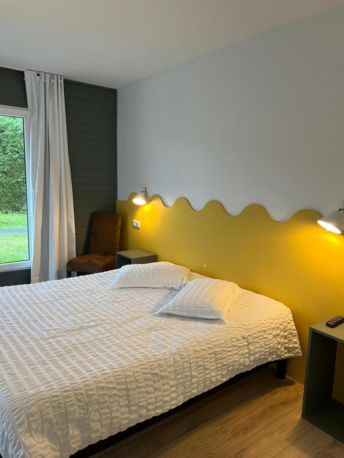 Hotel Les Voisins Beaucemaine Ploufragan Екстериор снимка