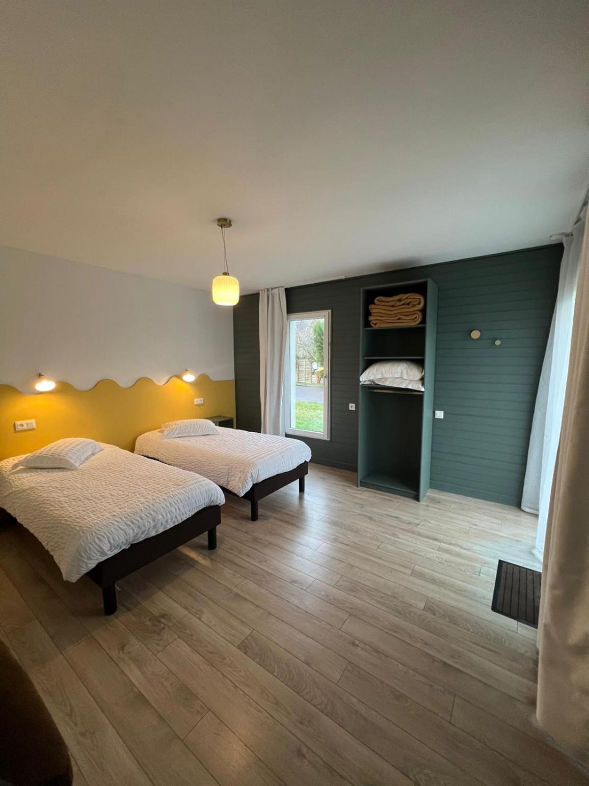 Hotel Les Voisins Beaucemaine Ploufragan Екстериор снимка