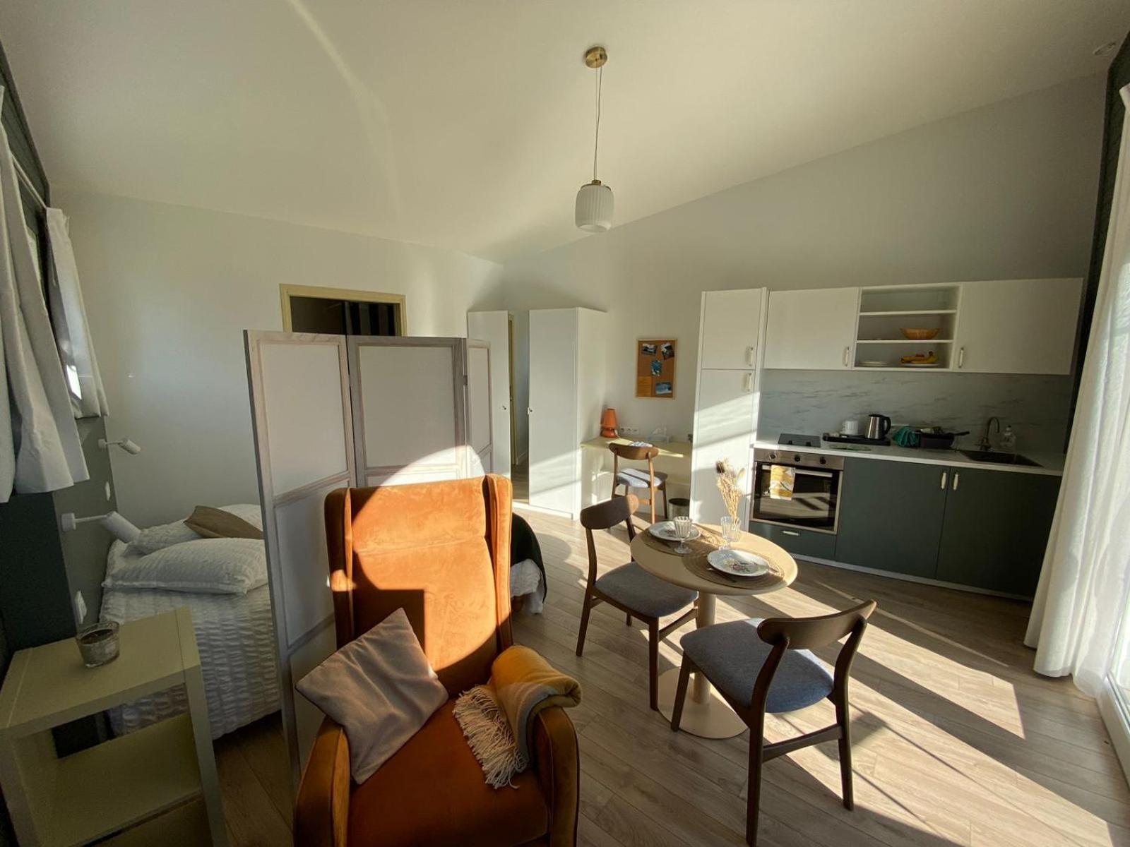 Hotel Les Voisins Beaucemaine Ploufragan Екстериор снимка